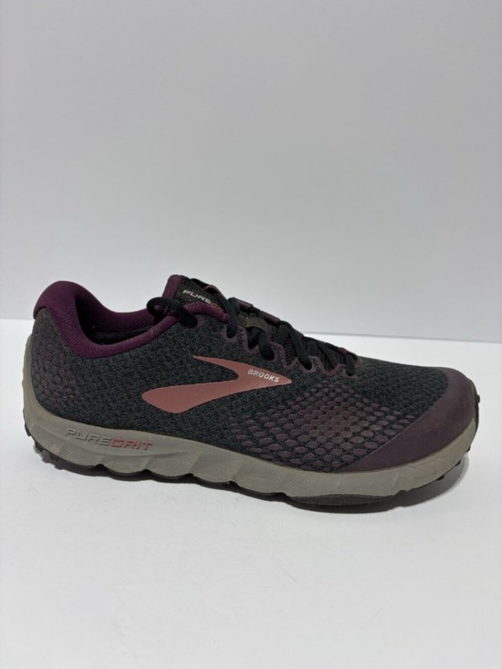 Brooks Women’s PureGrit 7 Trail Running Shoes Black/Purple, Size 10.5 M
